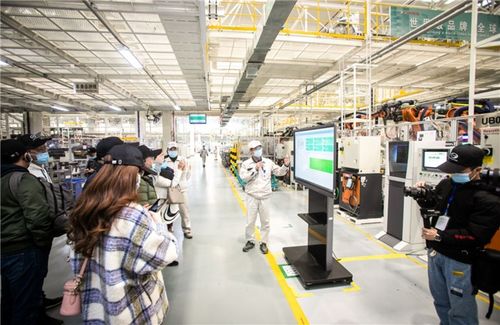 中國新主流媒體走進廣汽傳祺宜昌智能制造工廠，探索技術推廣新路徑